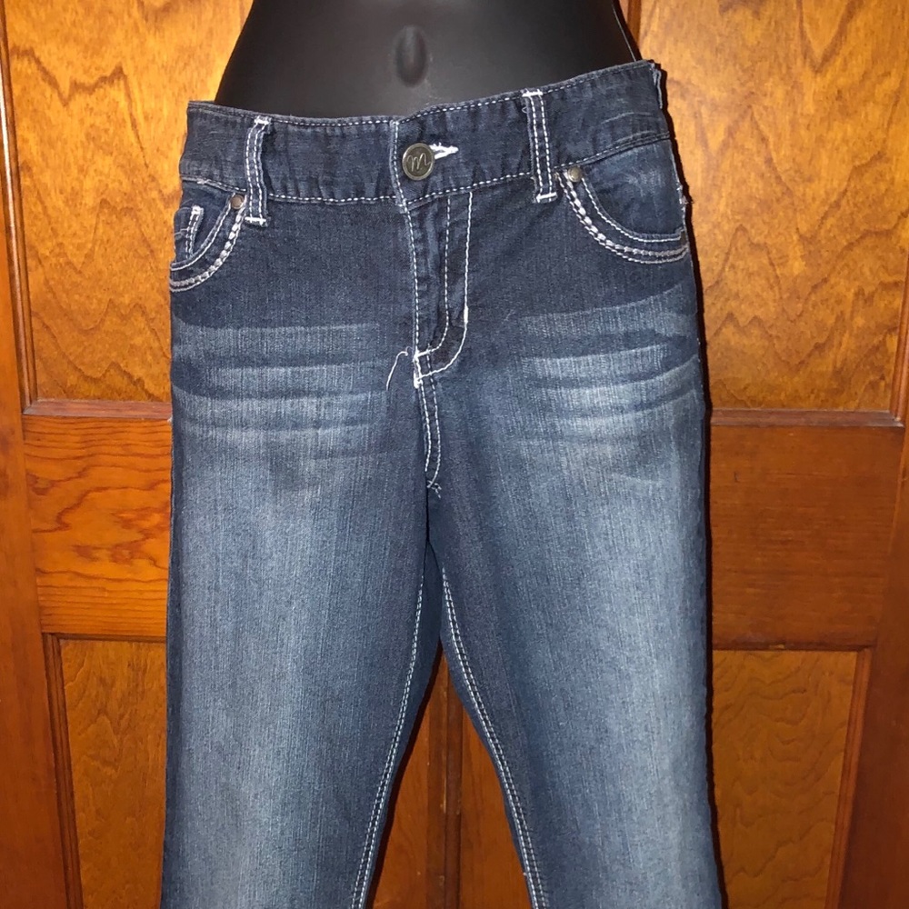 Maurice’s straight leg denim, size 9/10 Short.